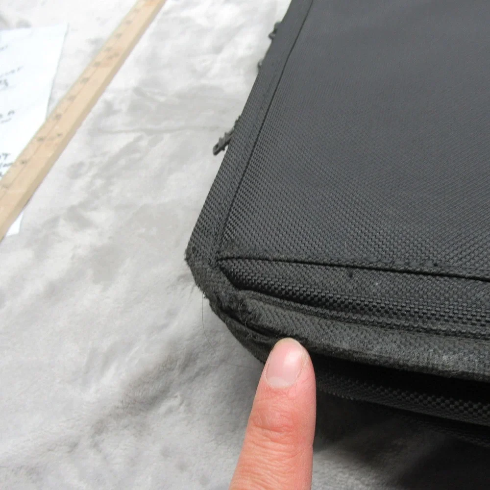 Tumi T-Pass Black Laptop Briefcase Messenger Checkpoint‎ Friendly 26145dh READ